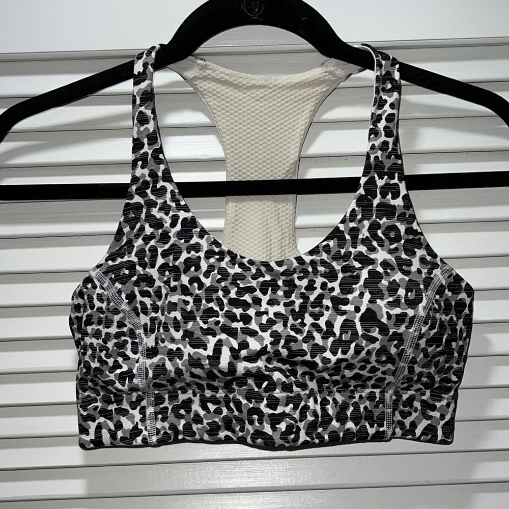 Outdoor Voices TechSweat bra in snow leopard